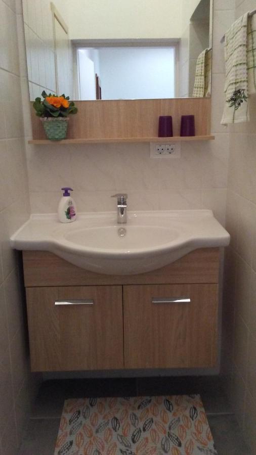 Apartamento Rezi Slap ob Idrijci Exterior foto